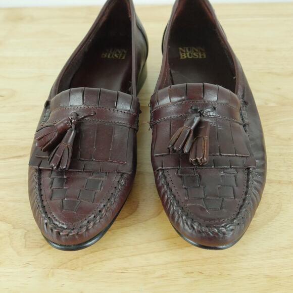 Vintage Men\'s 8 Tassel Loafers Burgundy Maroon Preppy Woven Leather Academia main image 12